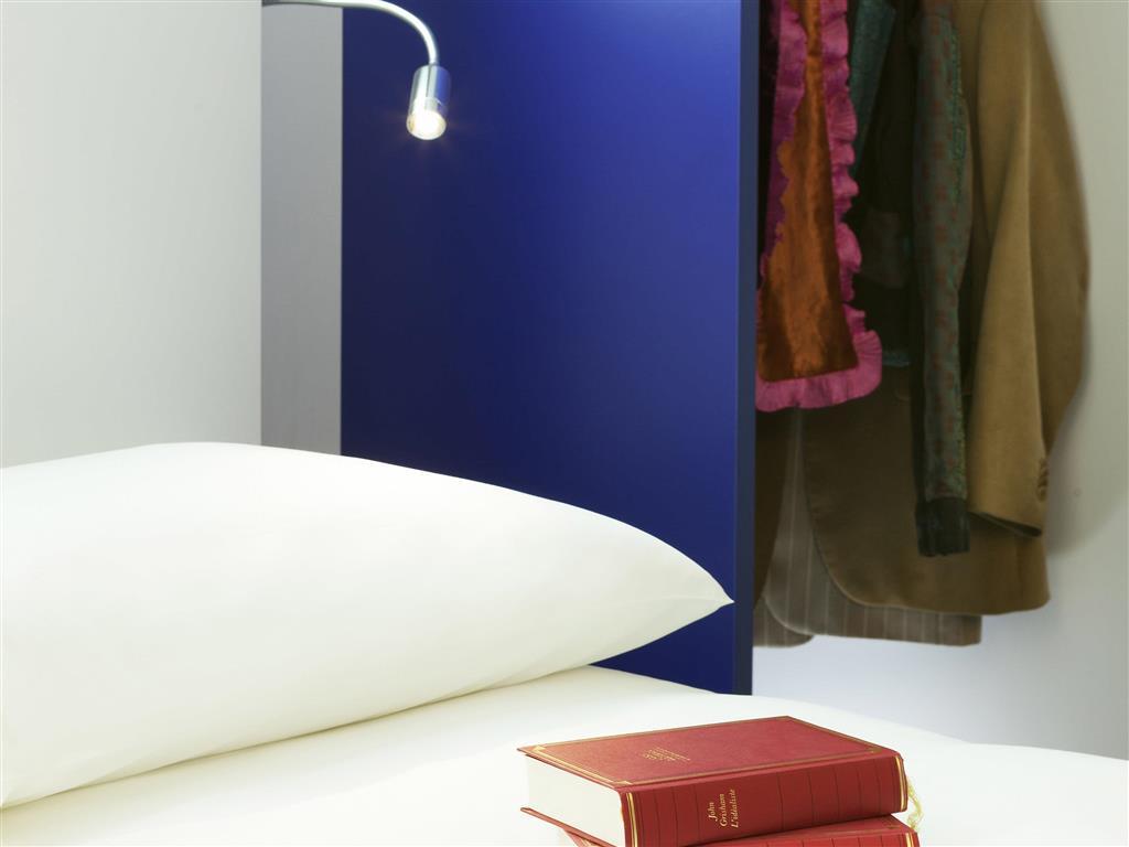 Ibis Styles Vannes Gare Centre Esterno foto