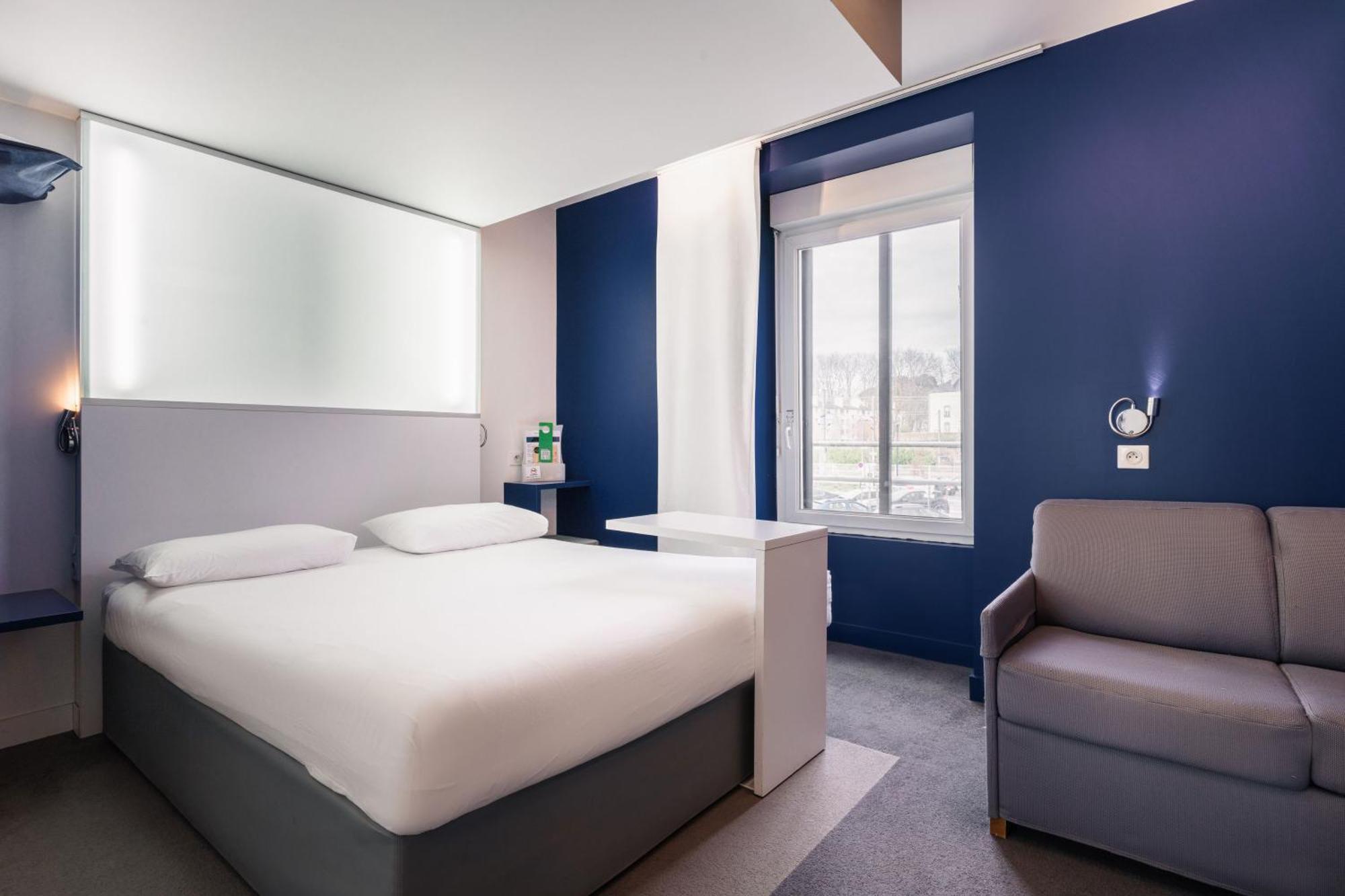 Ibis Styles Vannes Gare Centre Esterno foto