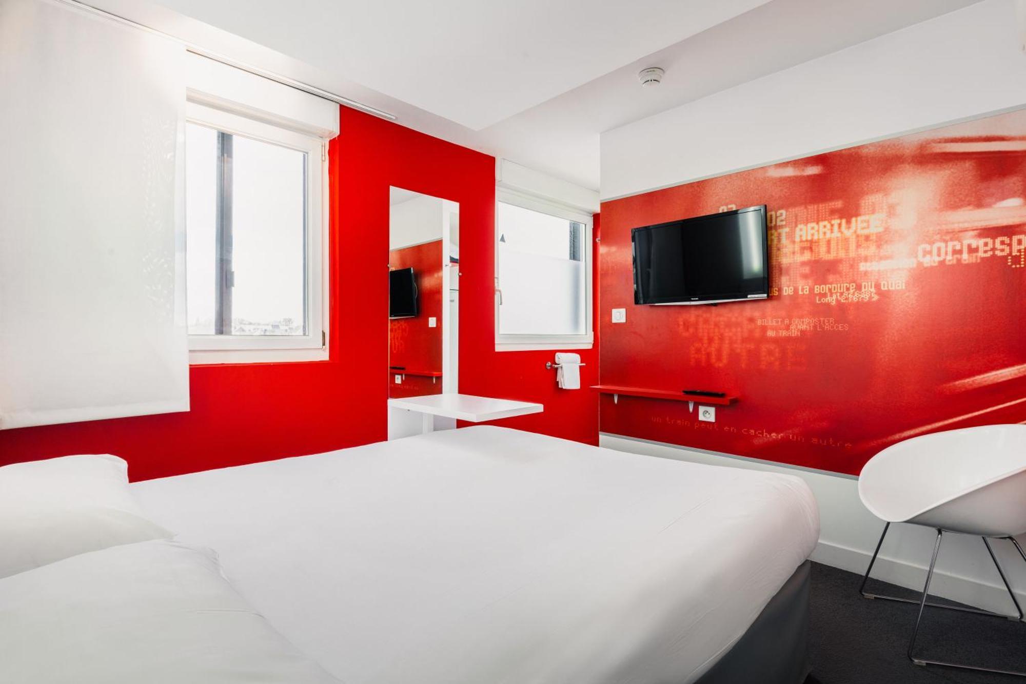 Ibis Styles Vannes Gare Centre Esterno foto