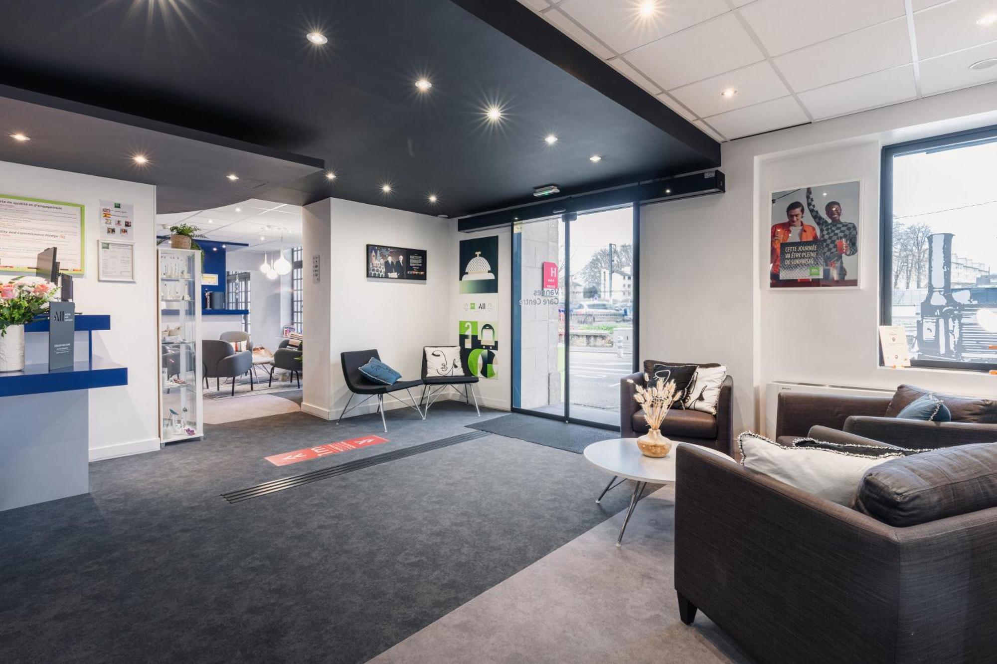 Ibis Styles Vannes Gare Centre Esterno foto