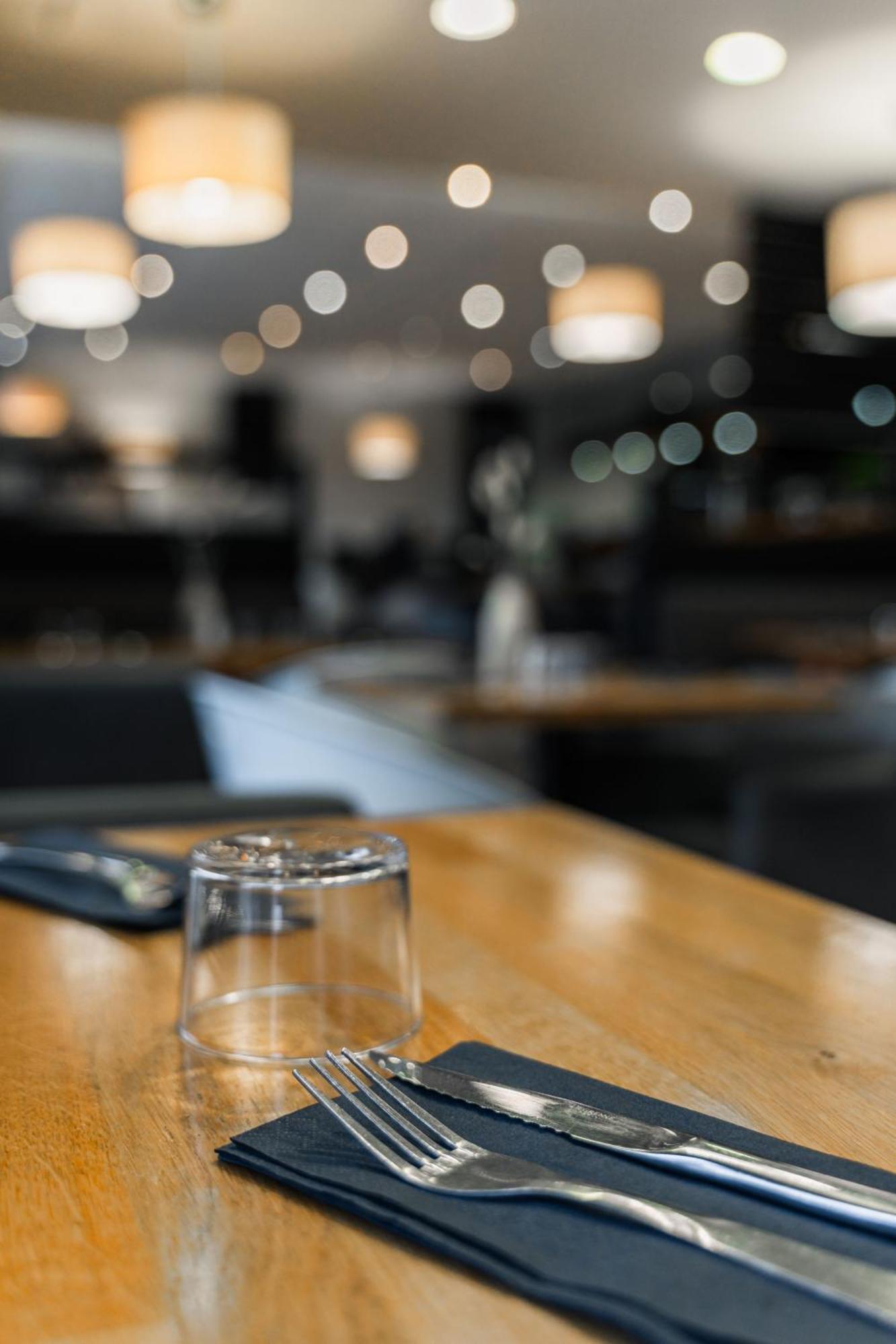 Ibis Styles Vannes Gare Centre Esterno foto