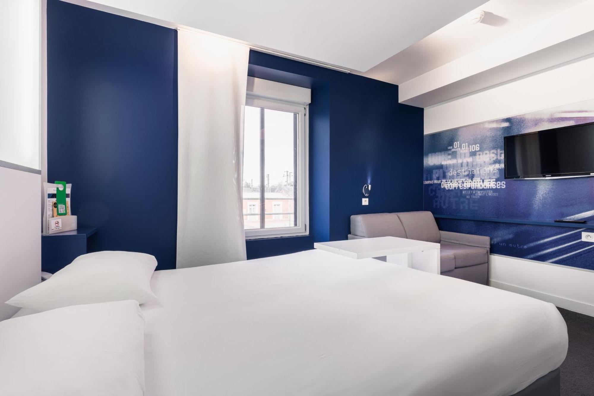 Ibis Styles Vannes Gare Centre Esterno foto