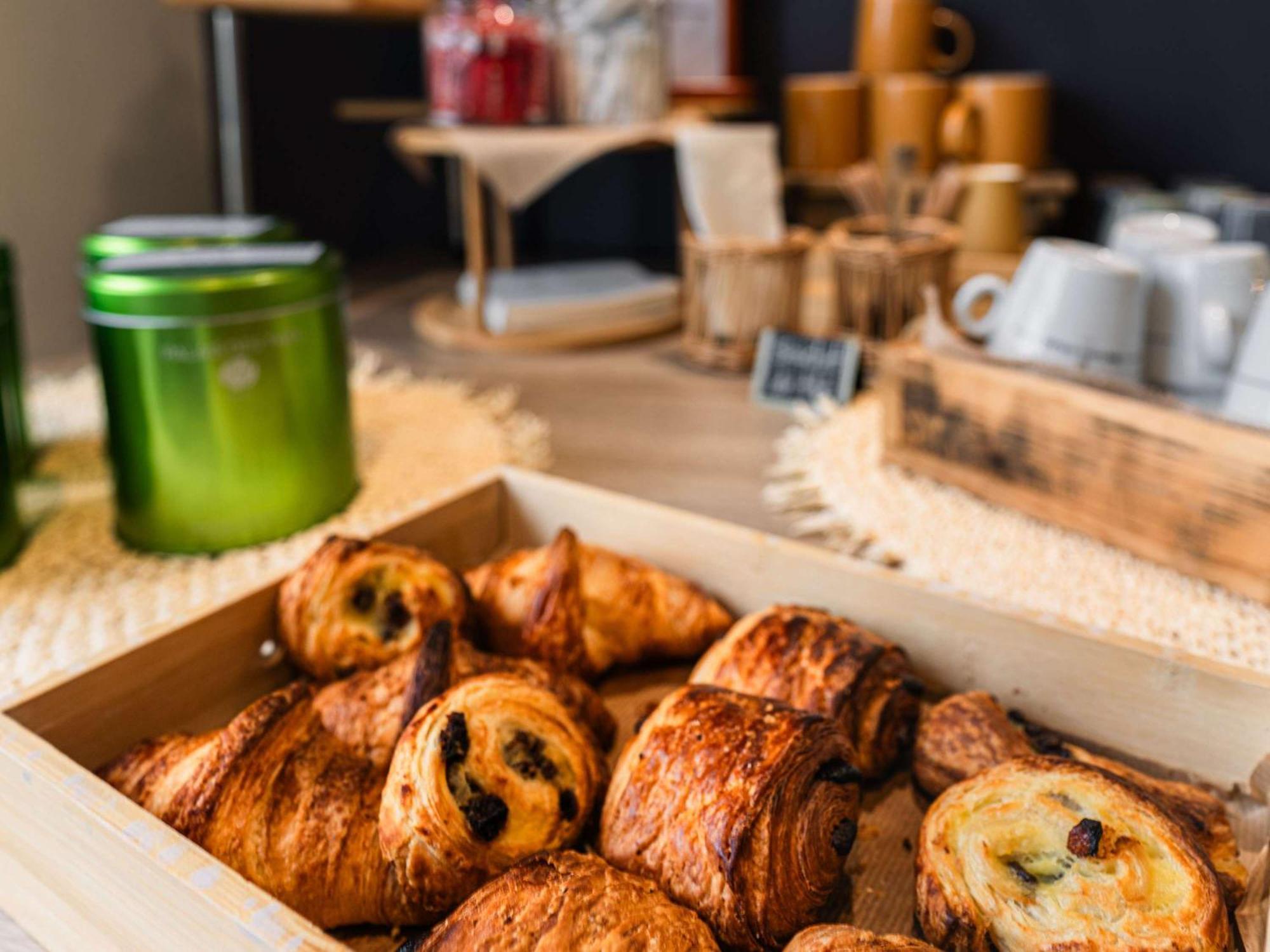 Ibis Styles Vannes Gare Centre Esterno foto