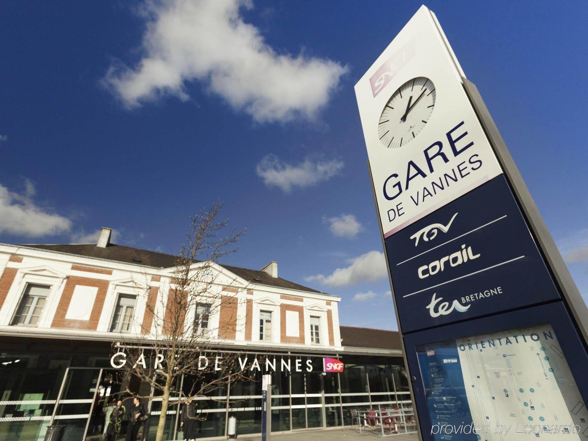 Ibis Styles Vannes Gare Centre Esterno foto